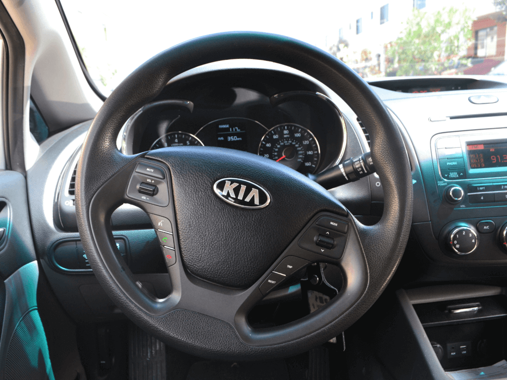 Kia Forte 2015-3