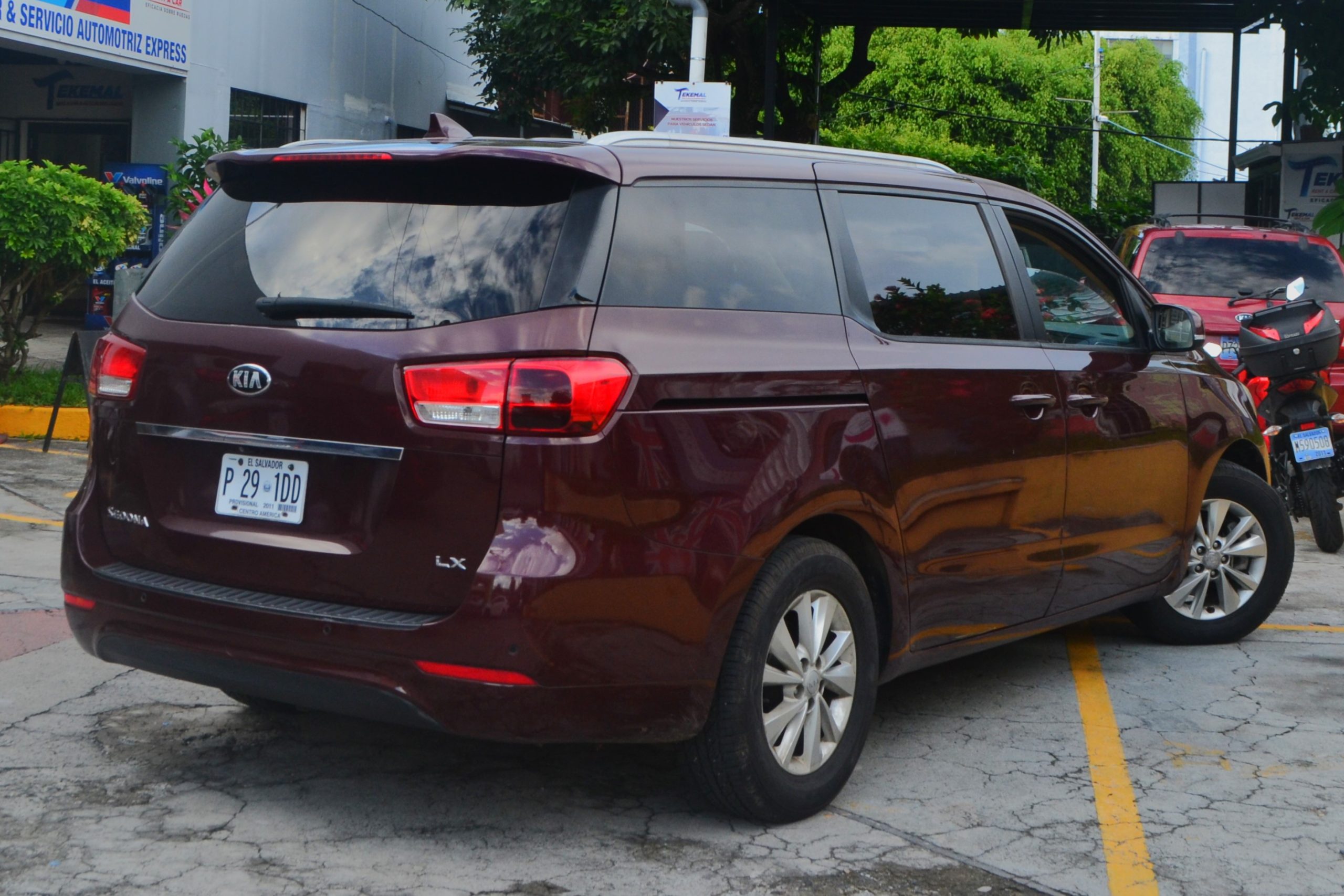 Kia Sedona 2015 - Imagen 2
